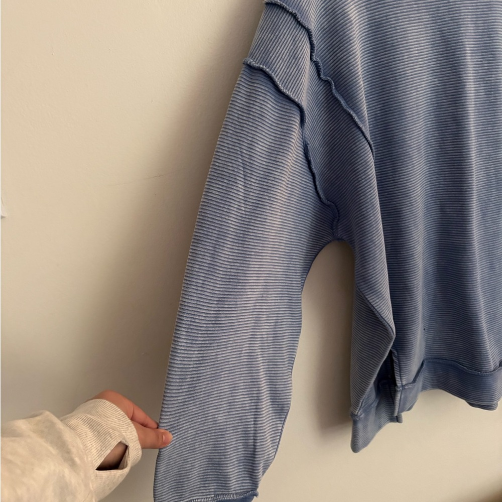 Zenana Light Blue Washed Rib Crewneck Sweatshirt Boho Chic Women’s Large NWT - Picture 2 of 6